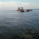 amazon tour boat overturns 1